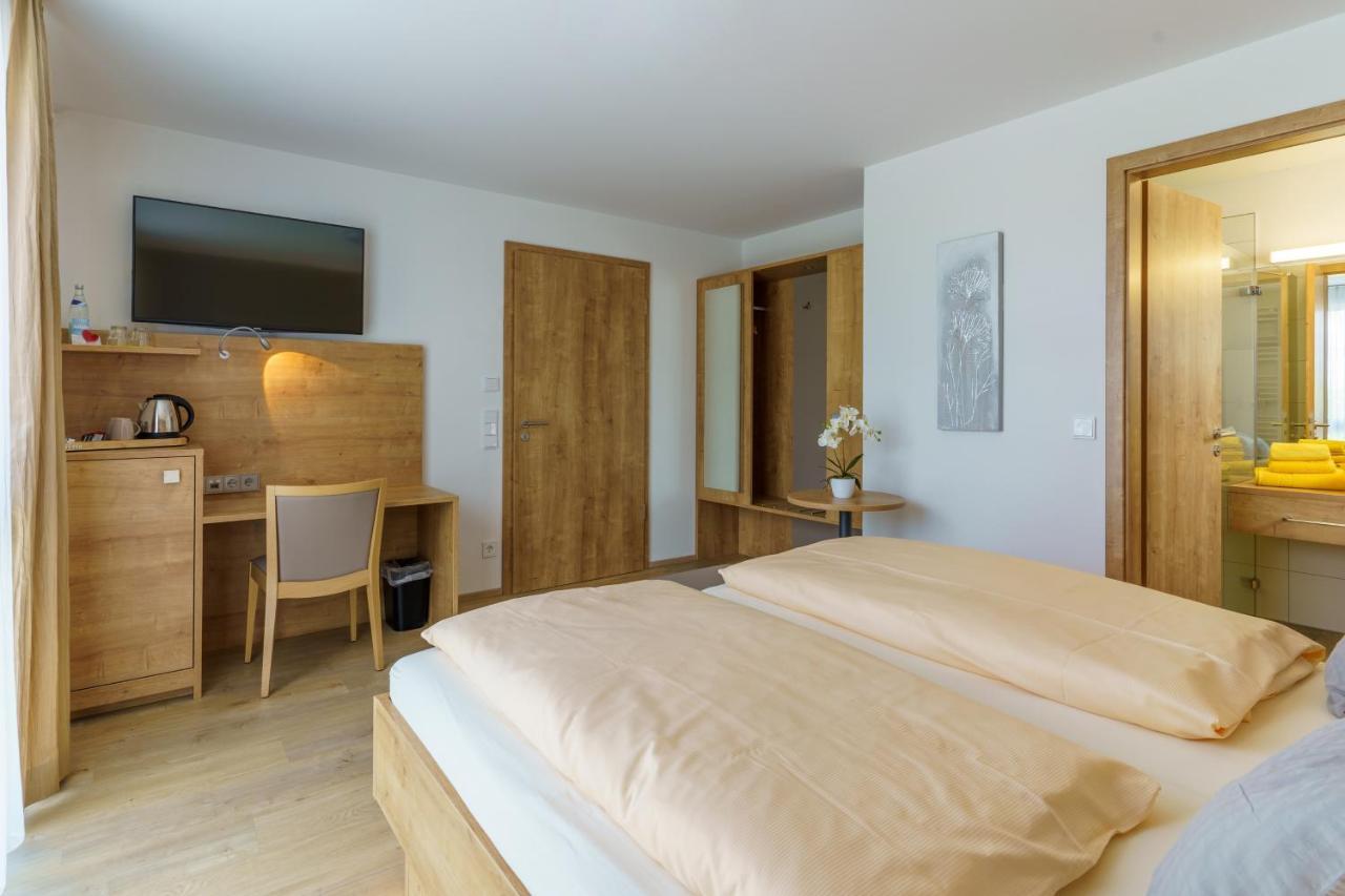 Hotel Rosenstein Heubach  Extérieur photo