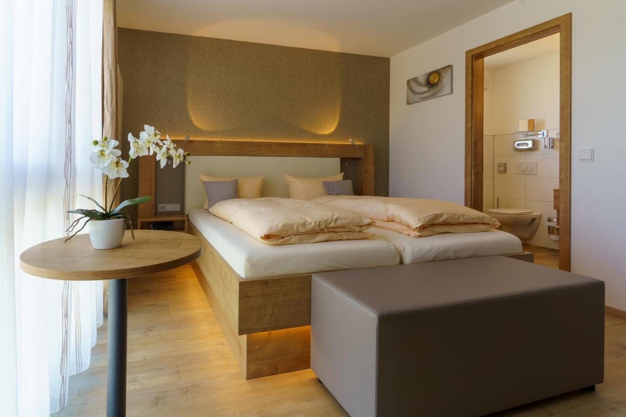 Hotel Rosenstein Heubach  Extérieur photo