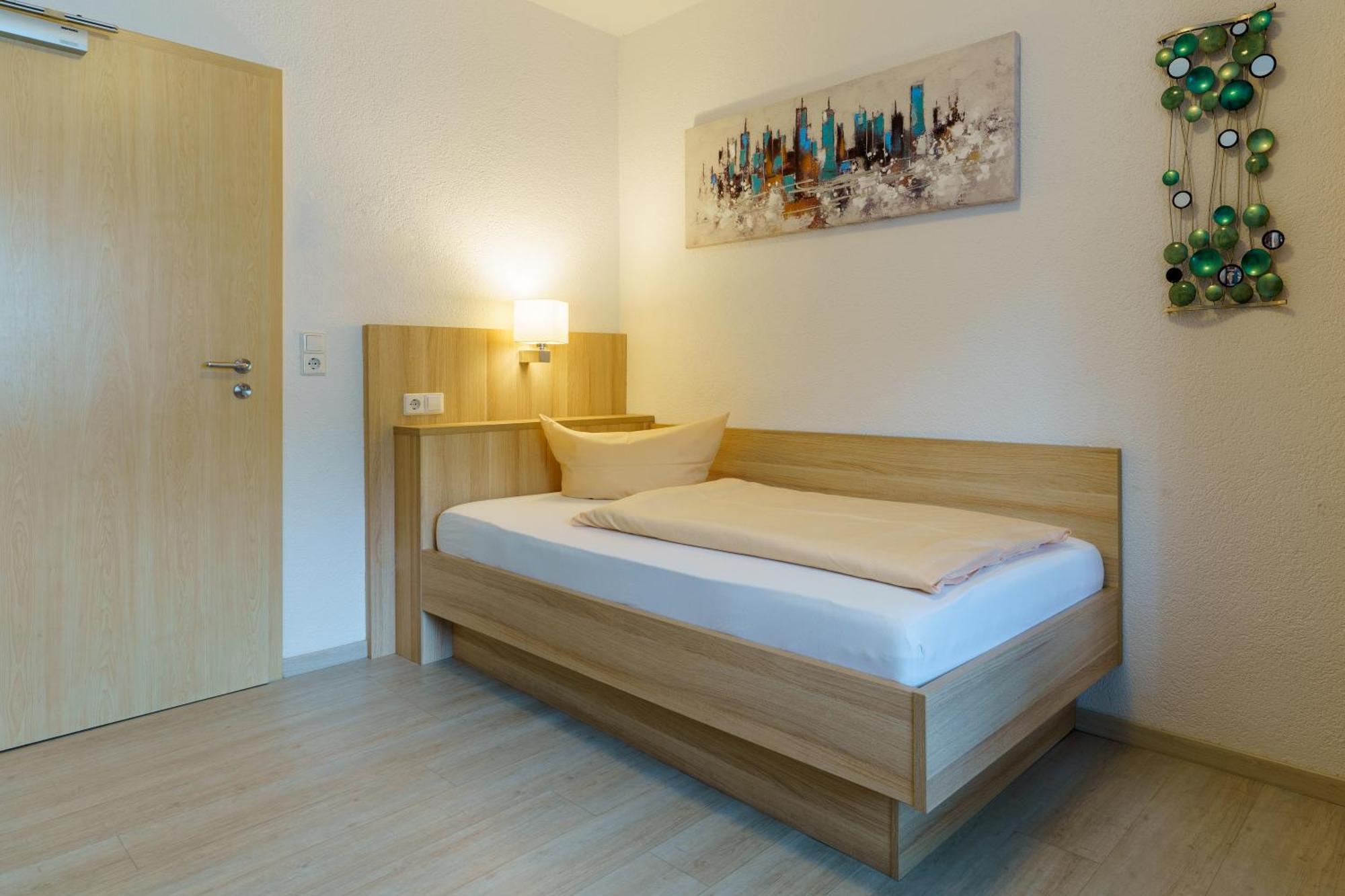 Hotel Rosenstein Heubach  Extérieur photo