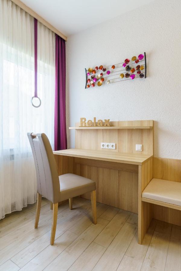 Hotel Rosenstein Heubach  Extérieur photo